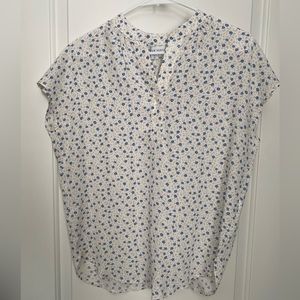 Amour Vert Renata Silk Blouse XS Riga Floral, Never Worn with tags